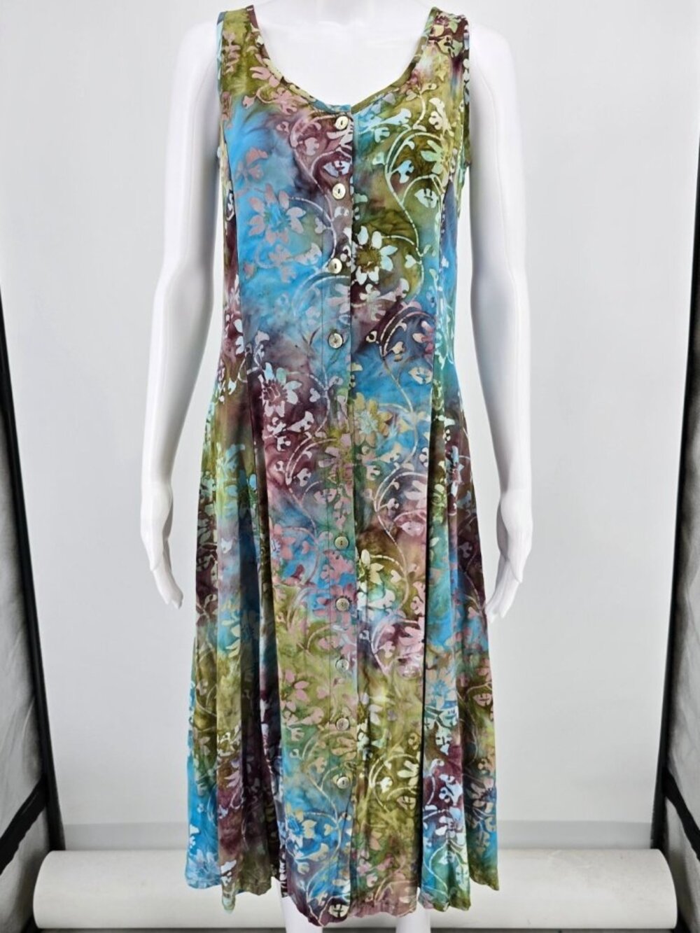 Vintage Y2K Norm Thompson Rayon Batik Button-Front Sleeveless Travel Dress (S)